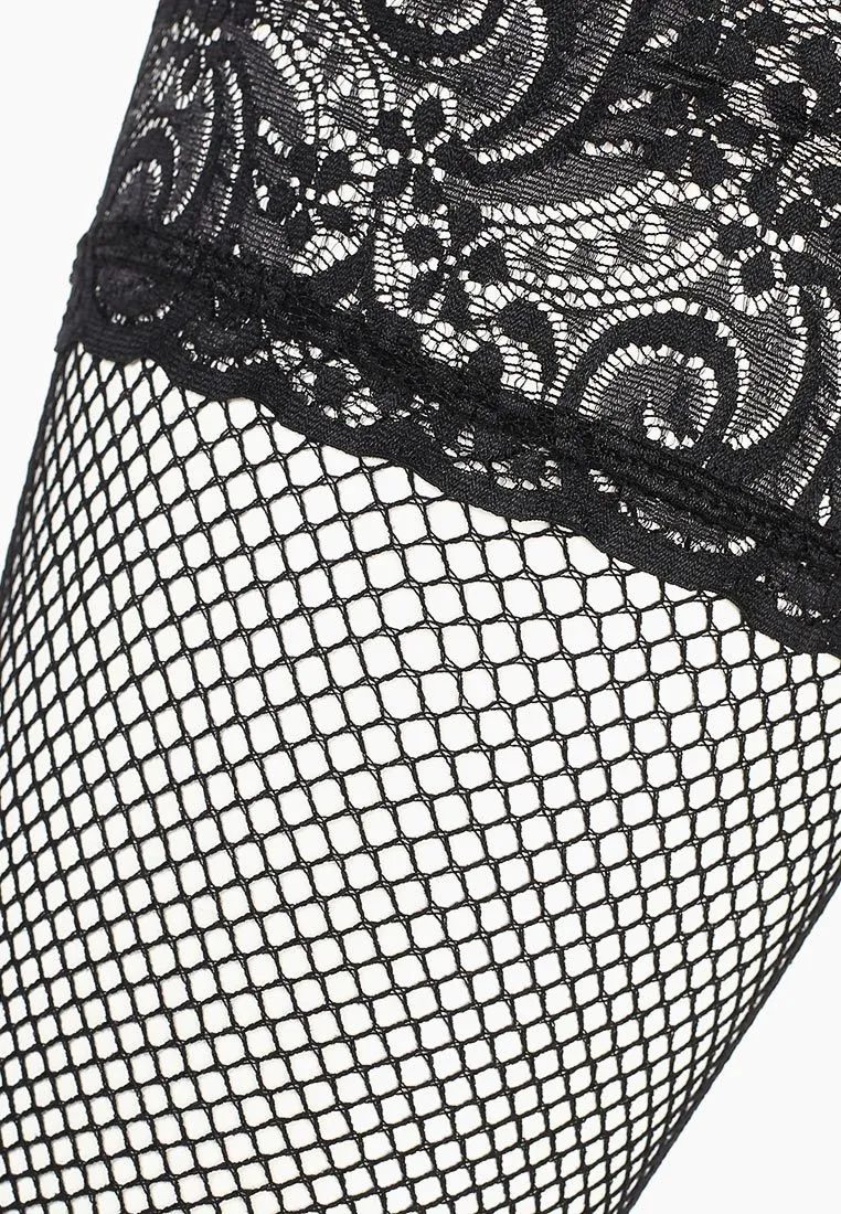Эротическое чулки в мелкую сетку с черной кружевной резинкой на силиконе le frivole sense в 