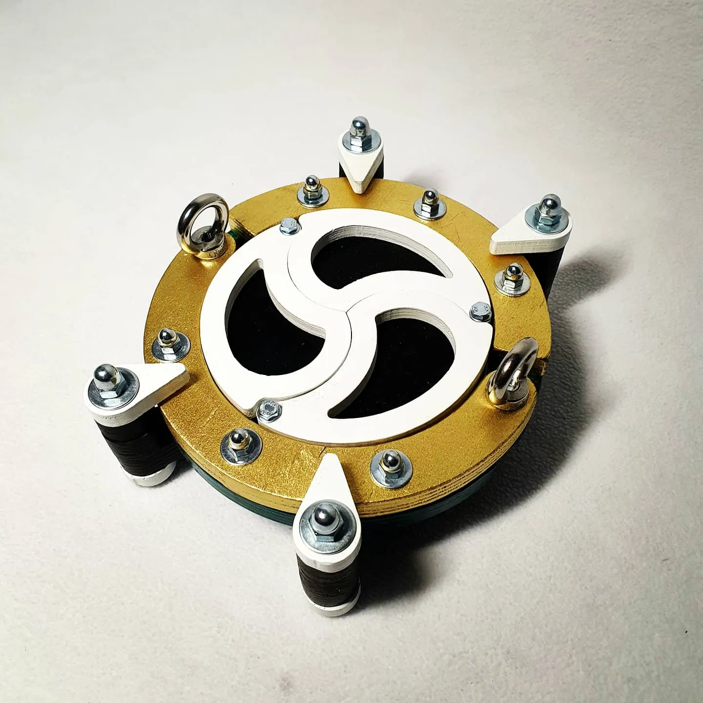 чокер в шкатулке с фиксатором solid в 