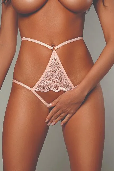 Эротическое откровенные трусики с доступом в 