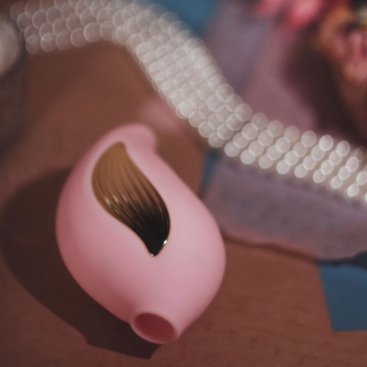 вибромассажер птичка с функцией всасывания, розовый в 