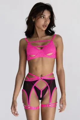 Одежда бренда Pink Rabbit в 