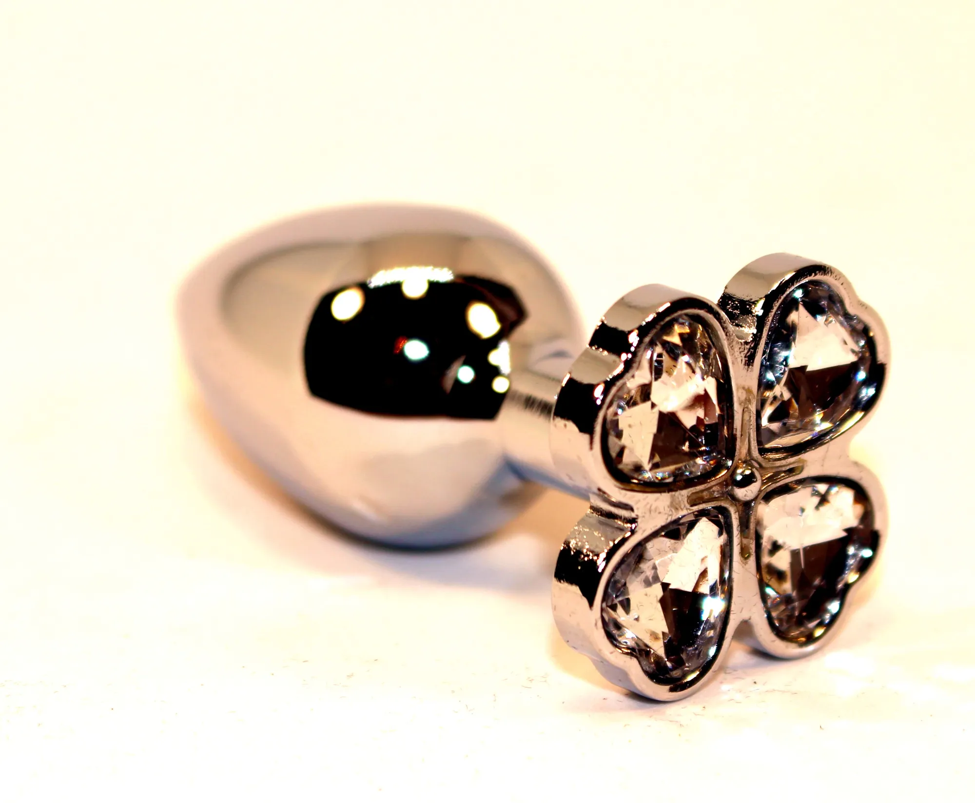 Пробка анальная металл 7,5х2,8см с сердечком прозрачный страз 47439-4MM