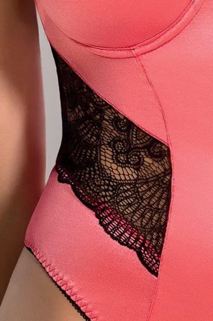 Одежда бренда Pink Rabbit в 