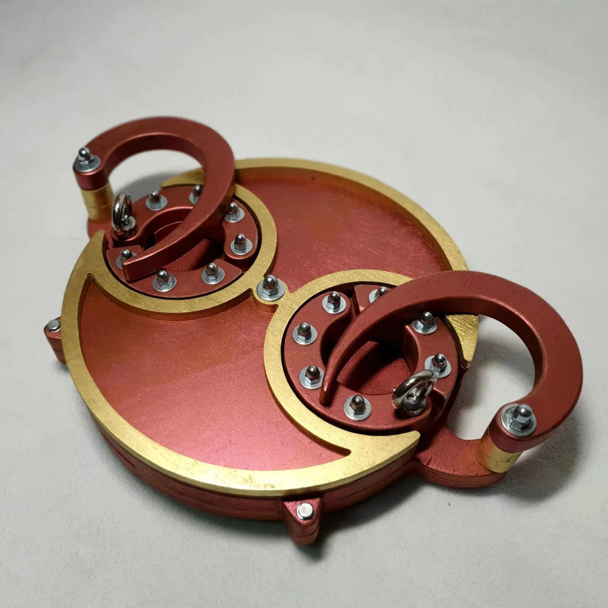 браслет в шкатулке с фиксатором solid в 