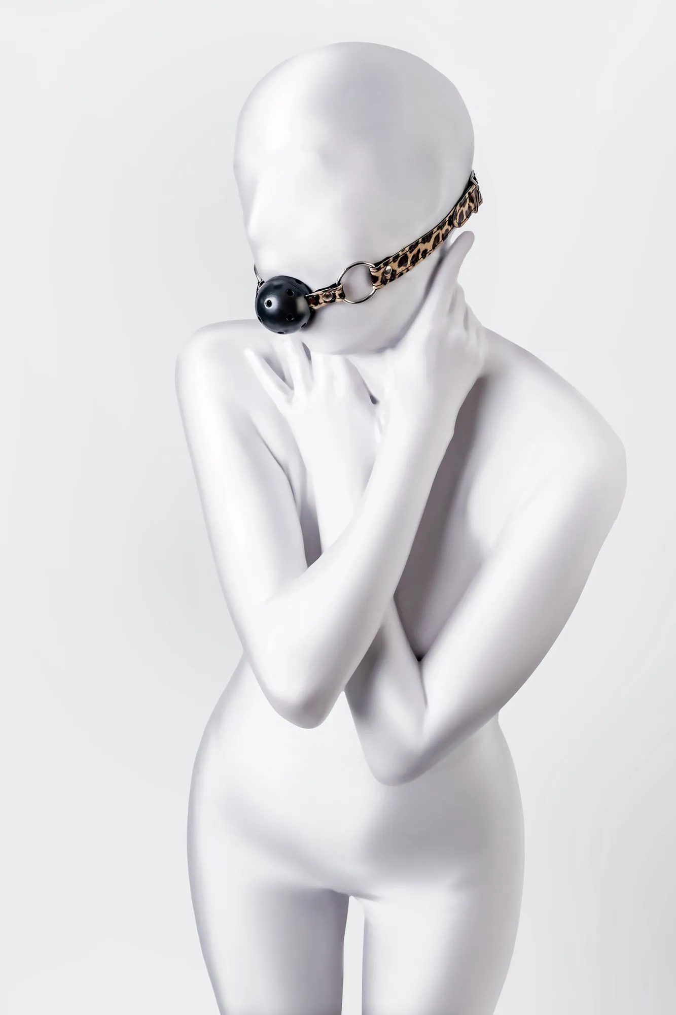 кляп anonymo #0302, abs пластик, черный, 64 см в 