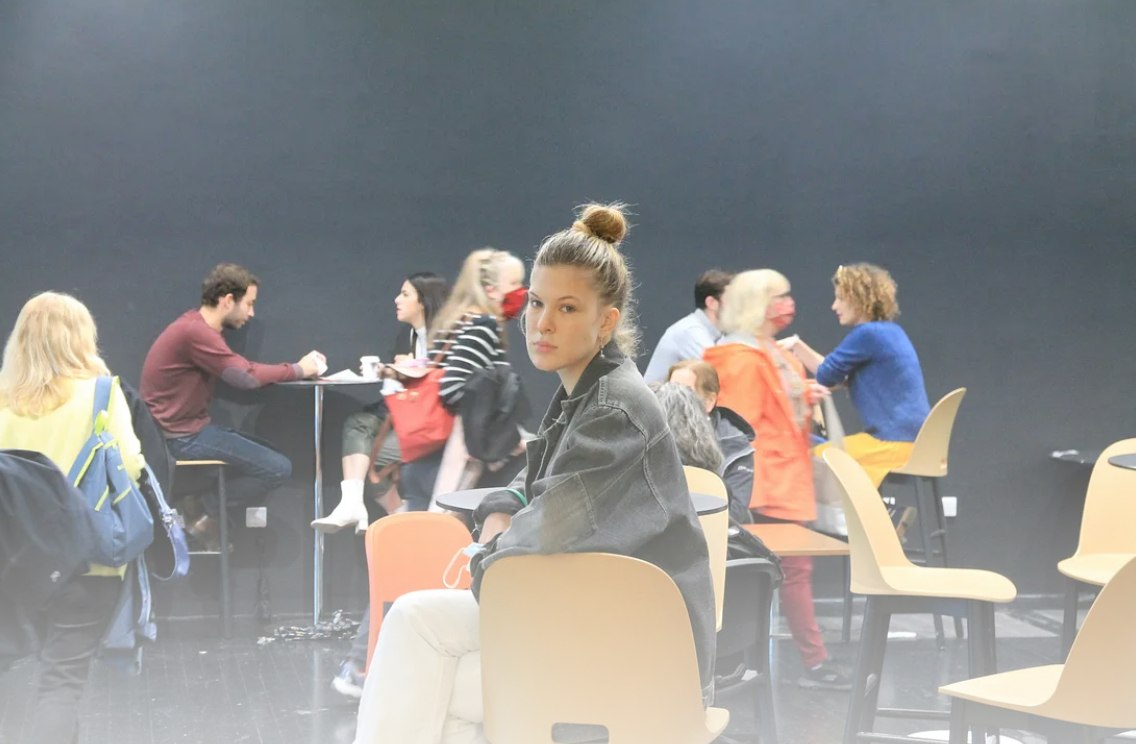 Почему девушки "играют в недотрог"? Почему девушки "играют в недотрог"?