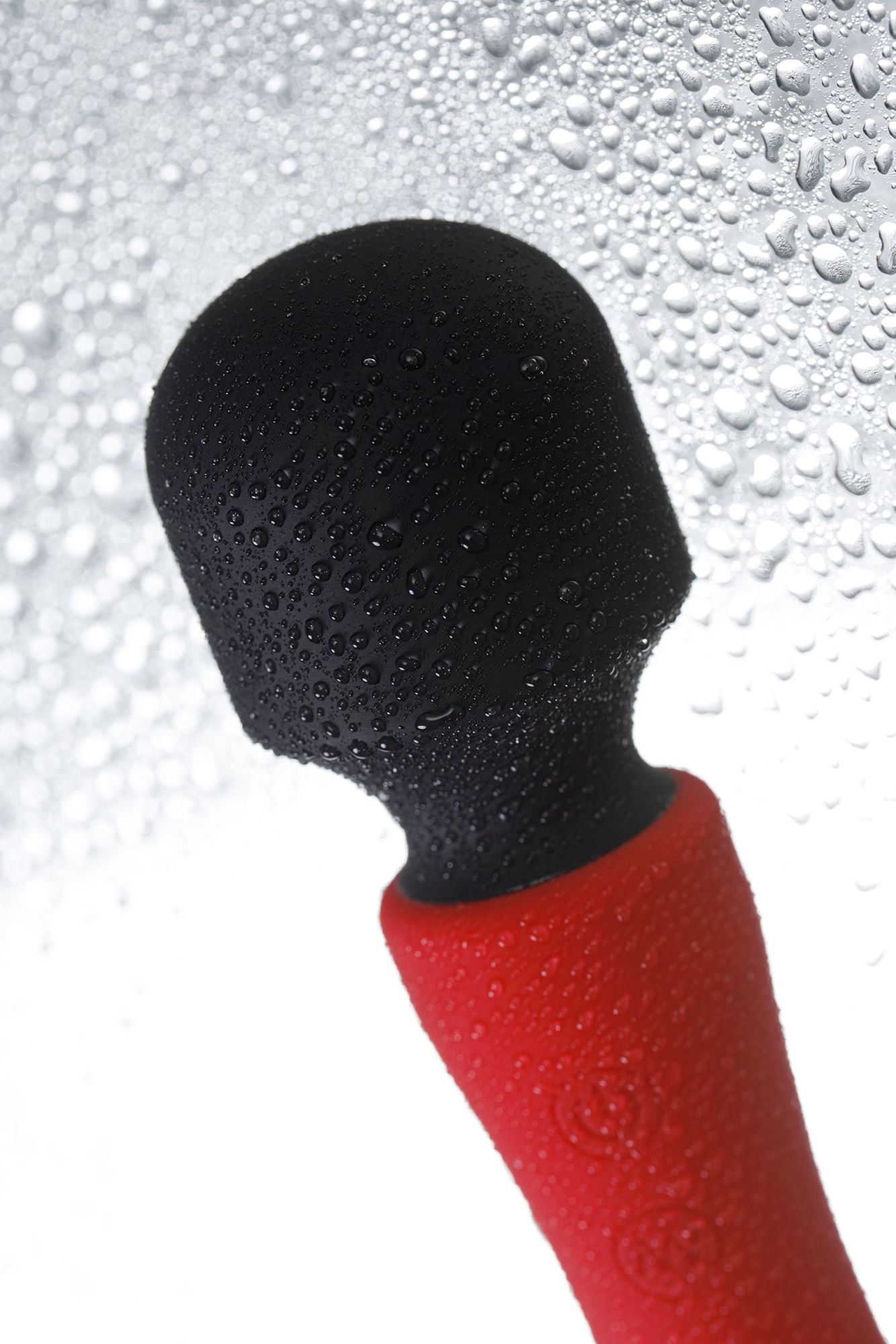 двусторонний вибромассажер black&red by toyfa, силикон, красный, 21 см в 