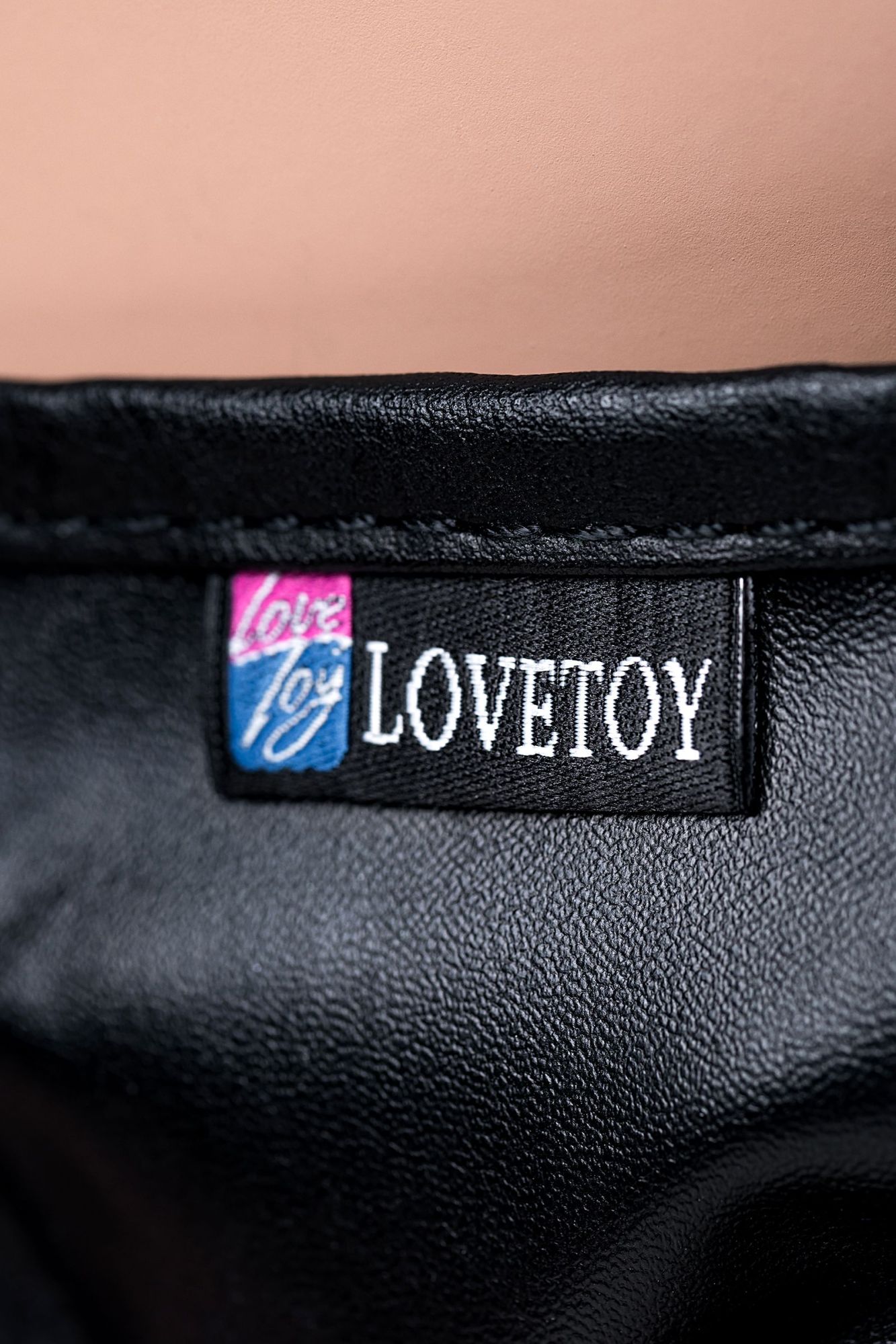 страпон на креплении lovetoy woman - cuba с 2 насадками, neoskin, телесный в 